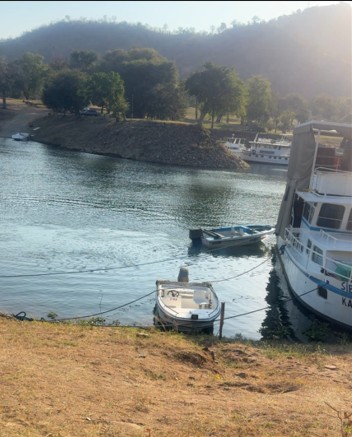 Life at Kariba Harbour